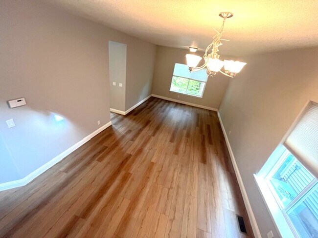 Building Photo - Newly Remodeled 4 Bedroom, Wilsonville, OR
