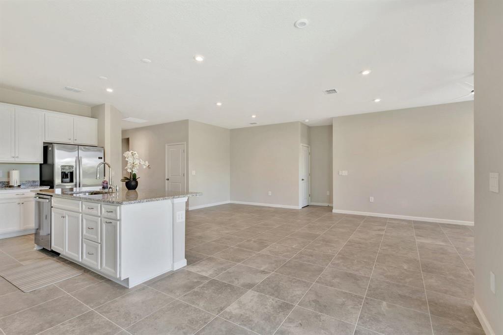 Building Photo - 12639 SW Forli Way
