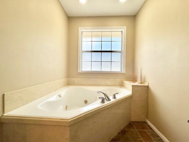 Building Photo - 422 Shoal Lake Dr