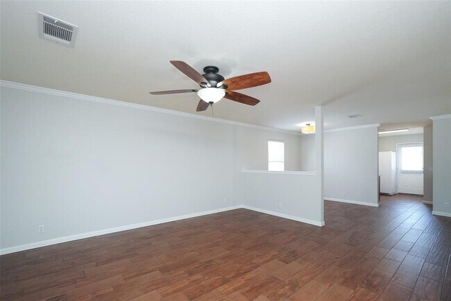 Building Photo - 311 Pentire Way
