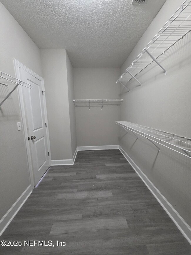 Building Photo - 1494 Shadow Creek Dr