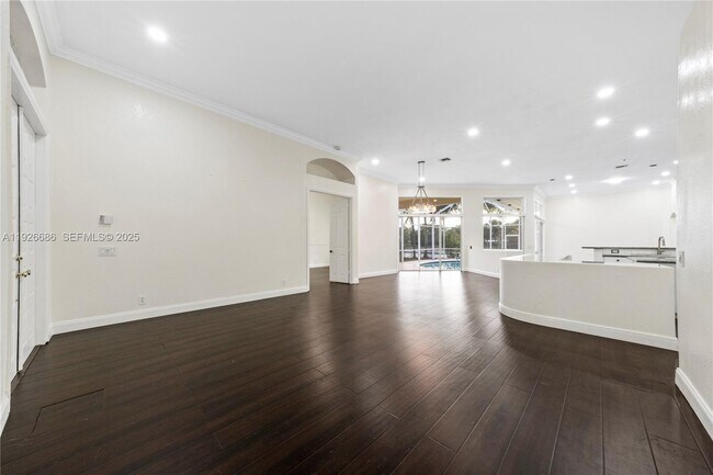 Building Photo - 2893 Oakbrook Dr