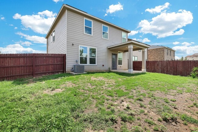 Building Photo - Elegant Two-Story Home with Spacious Loft and Private Green Belt Views