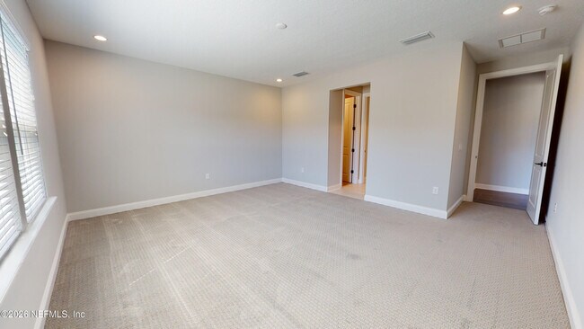 Building Photo - 90 Oak Knoll Ct