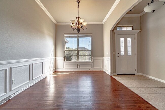 Building Photo - 1161 Coventry Ln