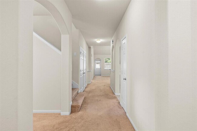 Building Photo - 6439 Wilshire Ridge