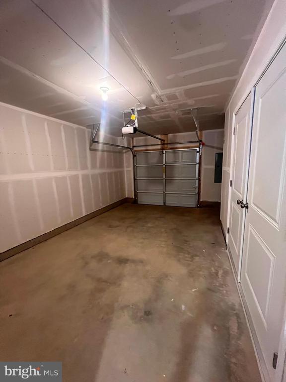 Building Photo - 311 Sandy Btm Cir
