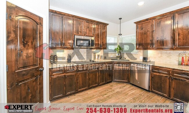 Building Photo - Stunning Carothers Home in Heritage Oaks on a Spacious Corner Lot