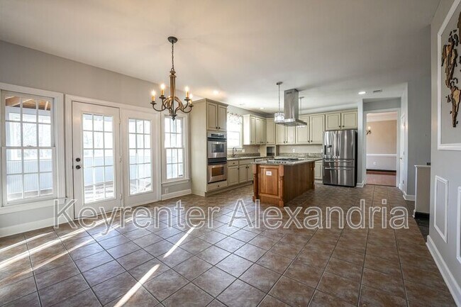 Building Photo - 13568 Heritage Farms Dr