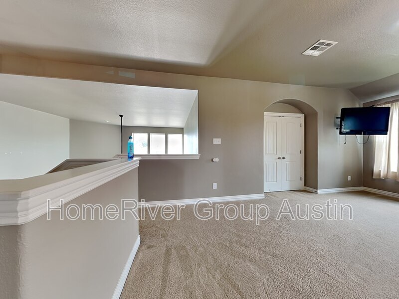Building Photo - 2917 Rambling Creek Ln