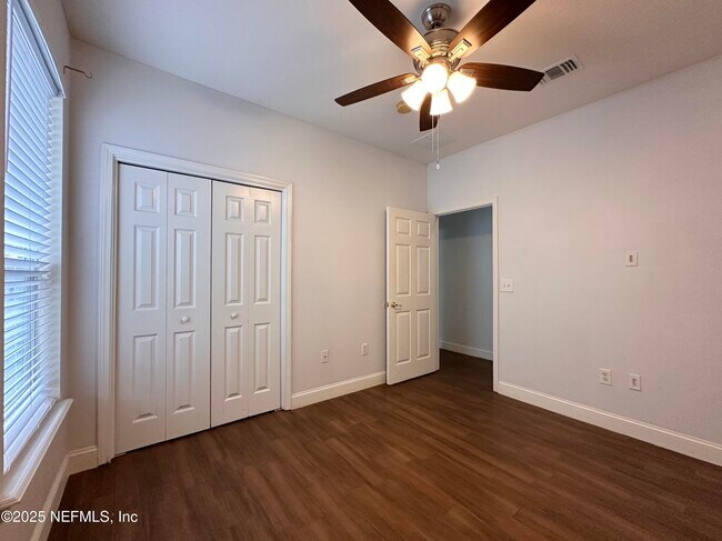 Building Photo - 3995 Leatherwood Dr