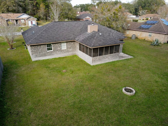 Building Photo - AVAILABLE JUNE [NO PETS PERMITTED]