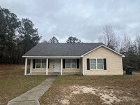 Building Photo - 3 Bedroom, 2 Bath Home