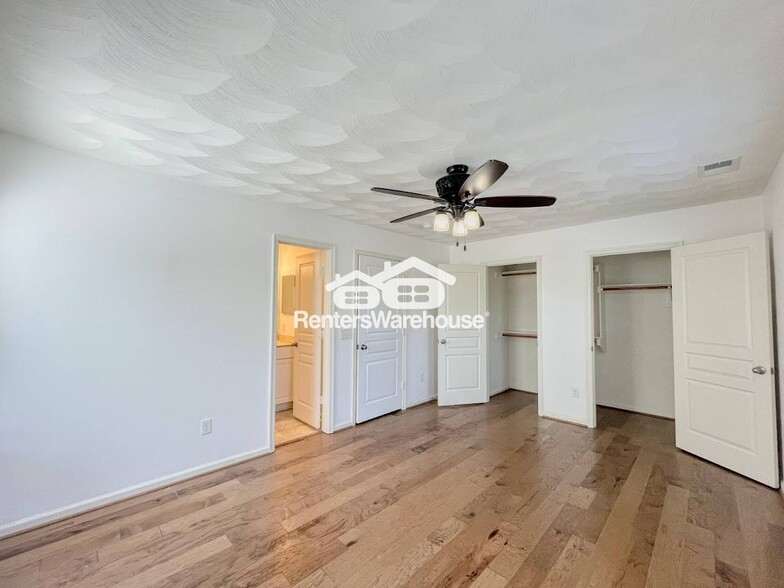 Building Photo - 6713 Hampton Roads Pkwy