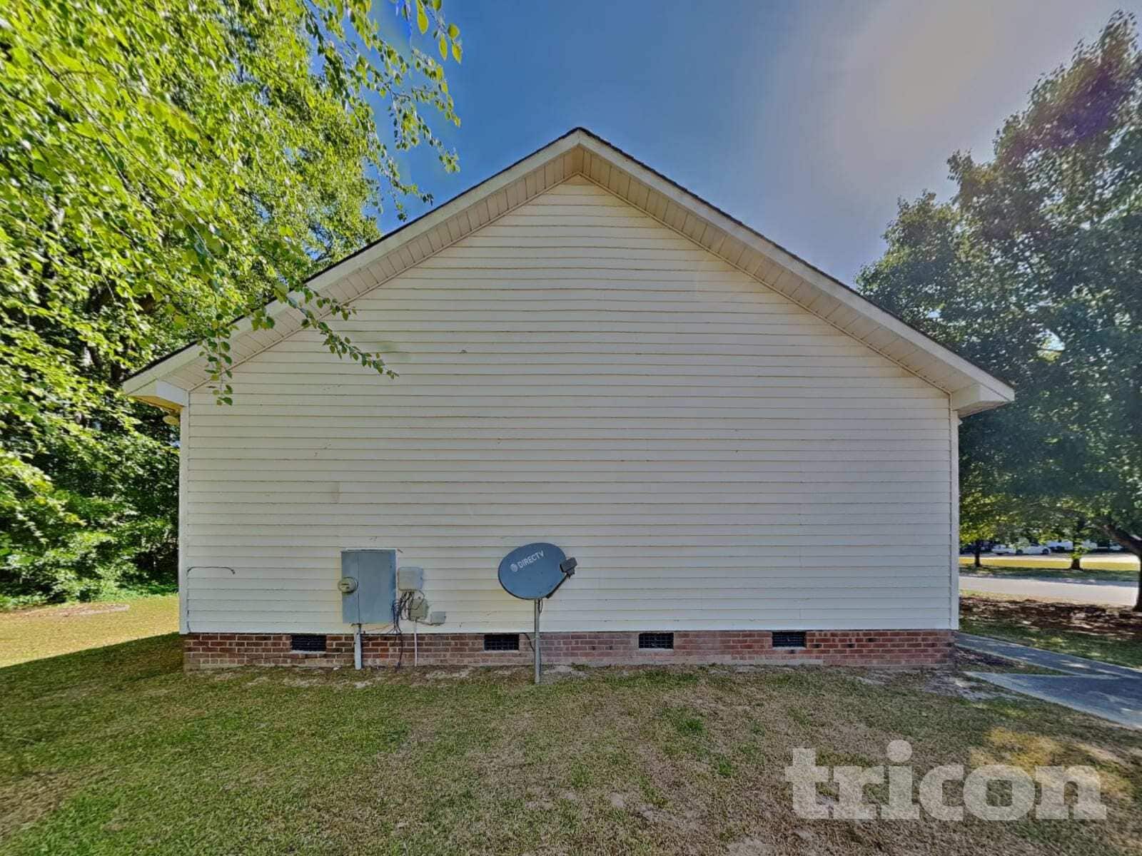 Building Photo - 119 Cambridge Elm Dr