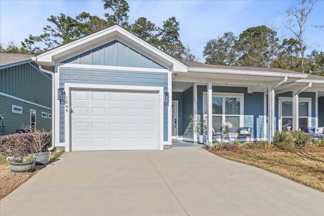 Building Photo - 1544 Miccosukee Loop