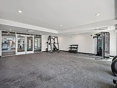 Building Photo - 2235 Washington Ave