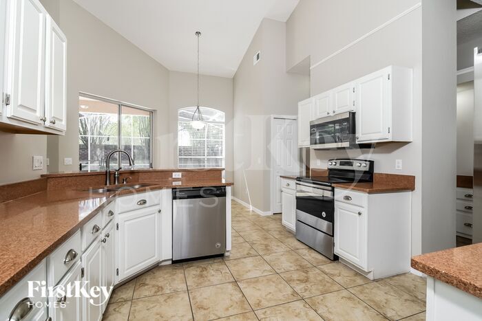 Building Photo - 3545 Amaca Cir