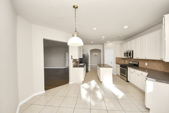 Building Photo - 17303 Quiet Grove Ln