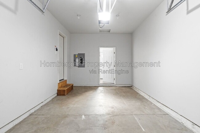 Building Photo - 14412 E Heroy Ln