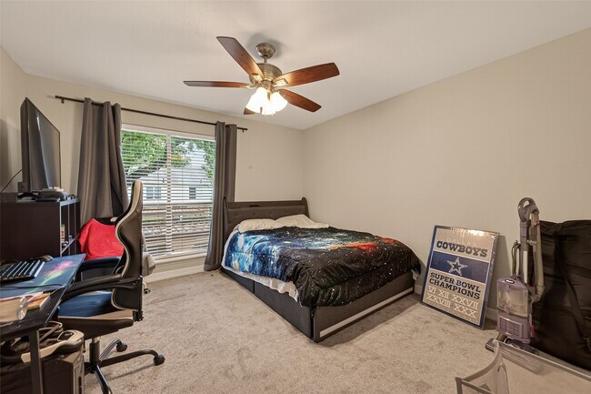Building Photo - 14555 Wunderlich Dr