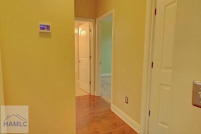 Building Photo - 1206 Peacock Trail