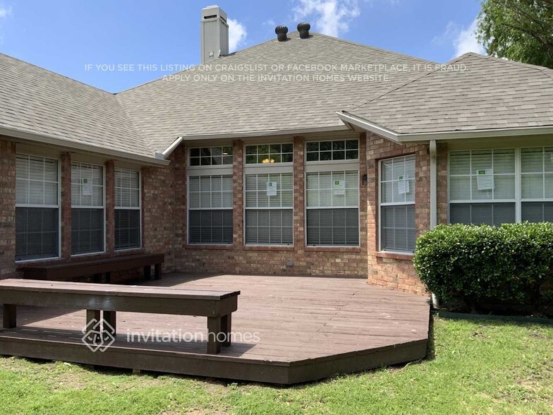Building Photo - 6302 Plantation Ln