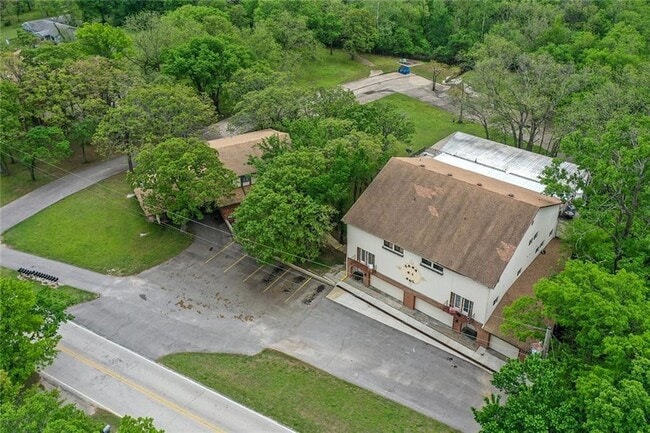 Building Photo - 3982 County Rd 1675