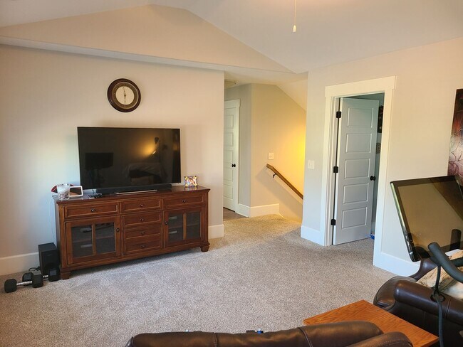 Building Photo - Gorgeous 4 Bedroom, 2.5 bath in Summerhouse community - Holly Ridge