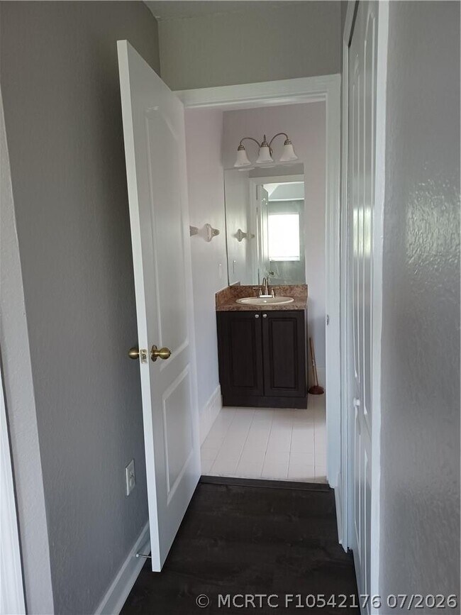 Building Photo - 4321 SW 160th Ave