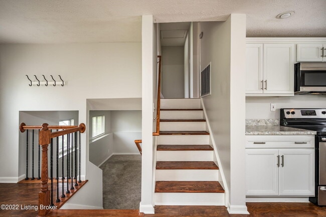 Building Photo - 7419 W Orchard Grass Blvd