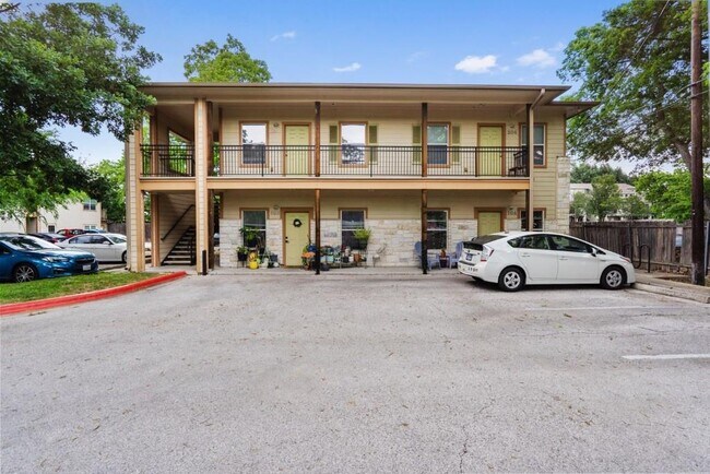 Building Photo - 2106 Cullen Ave