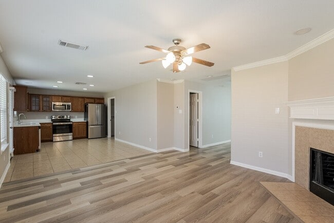 Building Photo - 8410 Tararin Ln