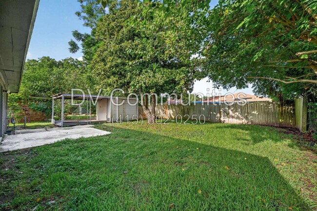 Building Photo - 12919 S Coast Dr