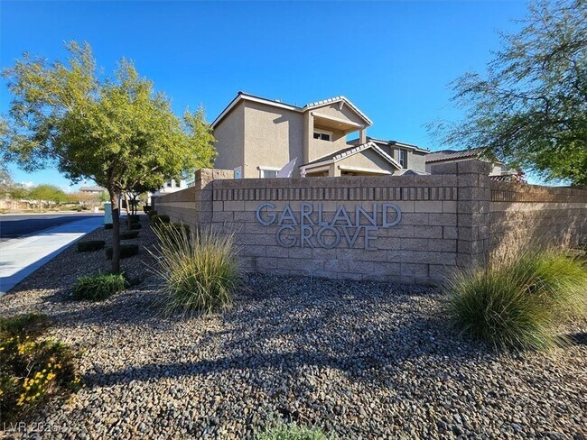 Building Photo - 4536 Anspach St