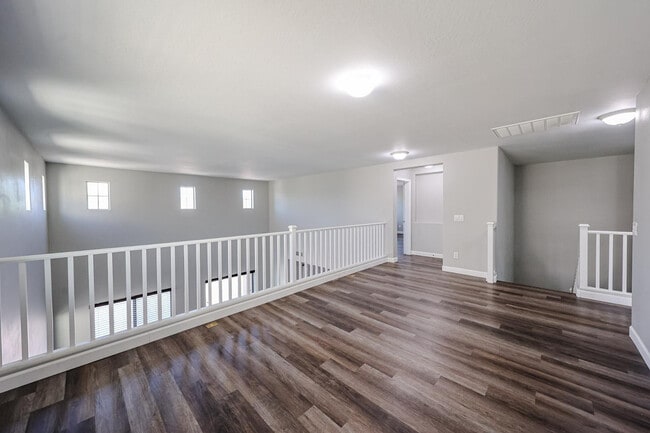 Building Photo - 16982 W Rio Vista Ln