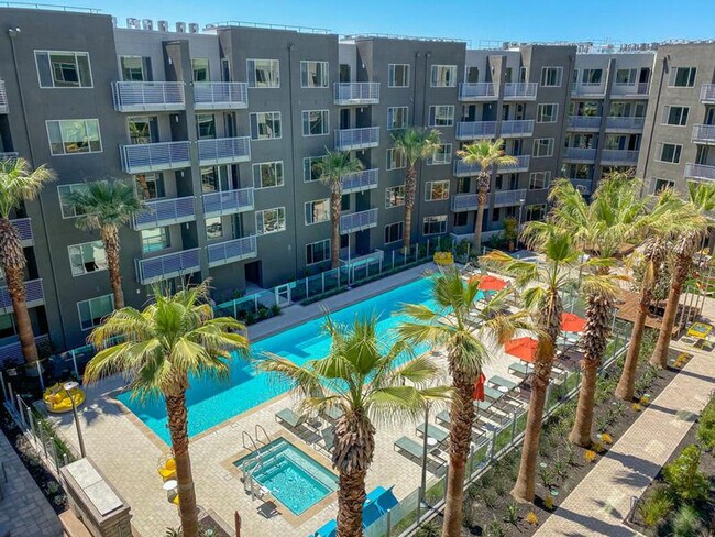 Building Photo - 45193 Warm Springs Blvd