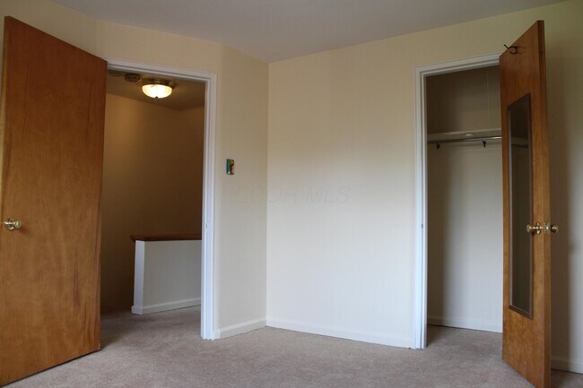 Building Photo - 1784 Kings Ct