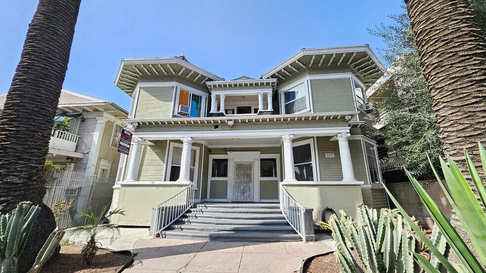 Building Photo - 743 S Burlington Ave