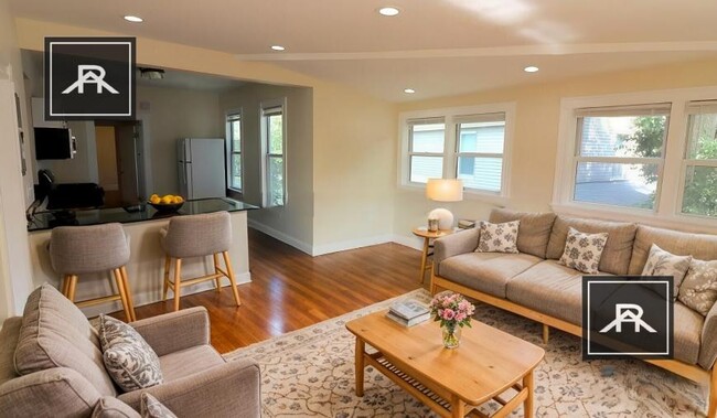 Building Photo - 4 bedroom in Cambridge MA 02140