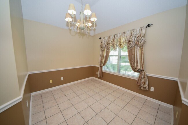 Building Photo - Gorgeous 3 bed, 2 bath with BONUS in Cordova.