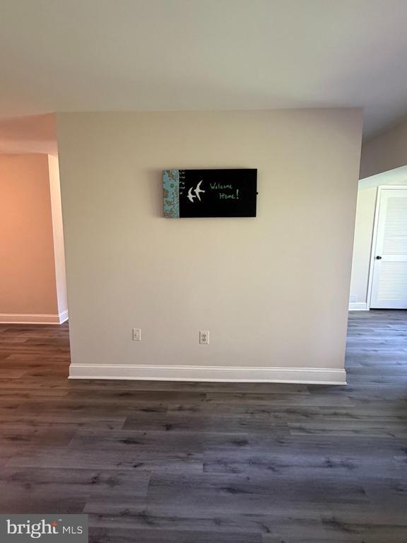 Building Photo - 8395 Buttress Ln