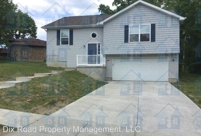 Primary Photo - 794 Carriage Hill Ln