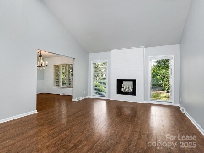 Building Photo - 5110 Dunes Ct
