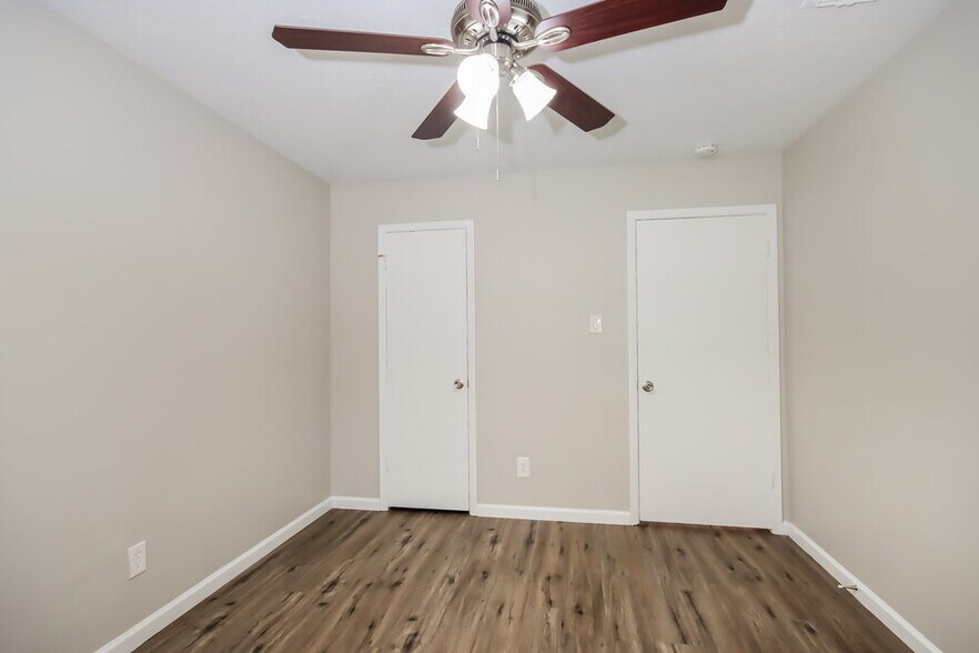 Building Photo - 2210 Dristone Dr