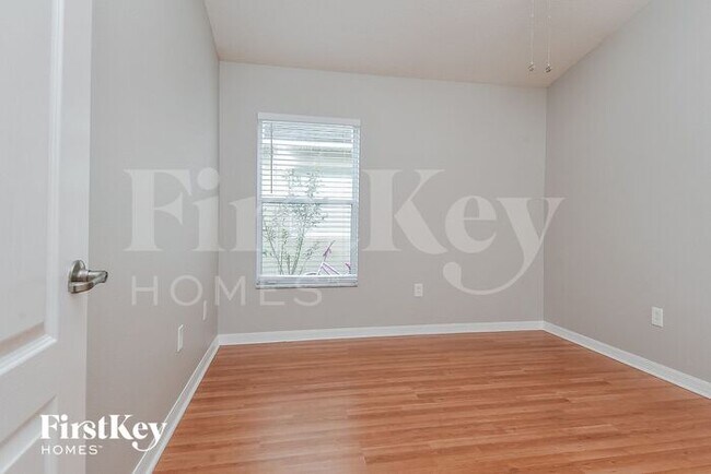 Building Photo - 8129 Alamosa Wood Ave