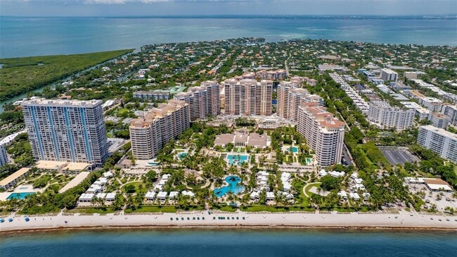 Building Photo - 731 Crandon Blvd