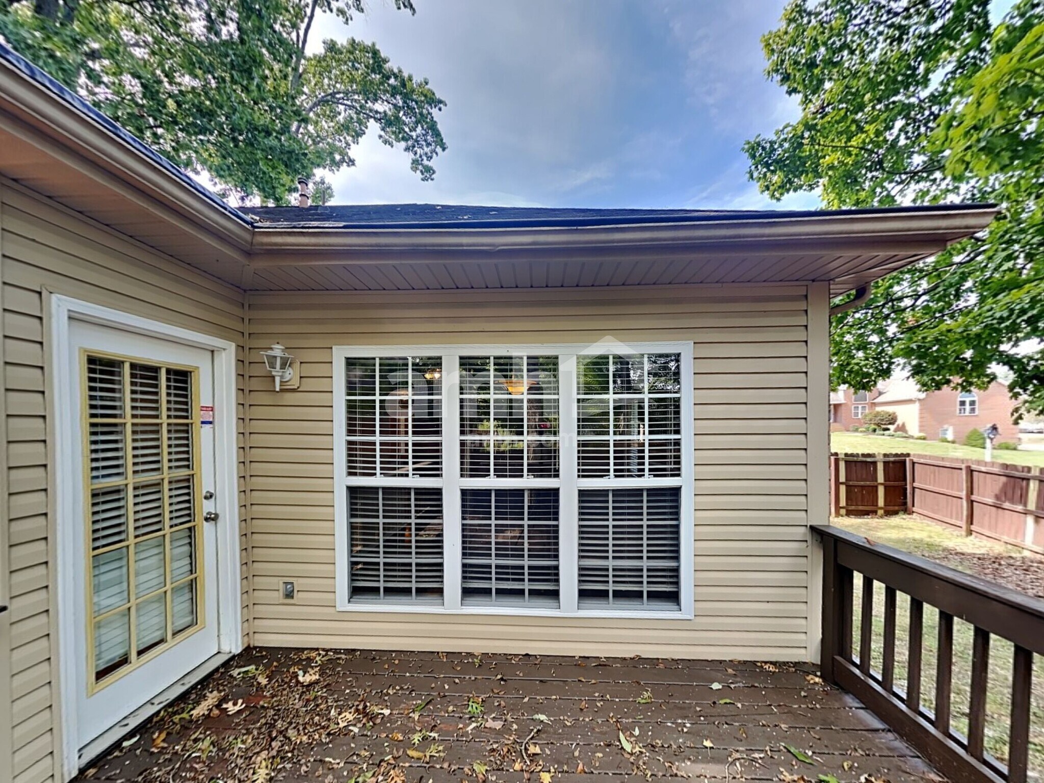 Building Photo - 5105 Bay Overlook Dr