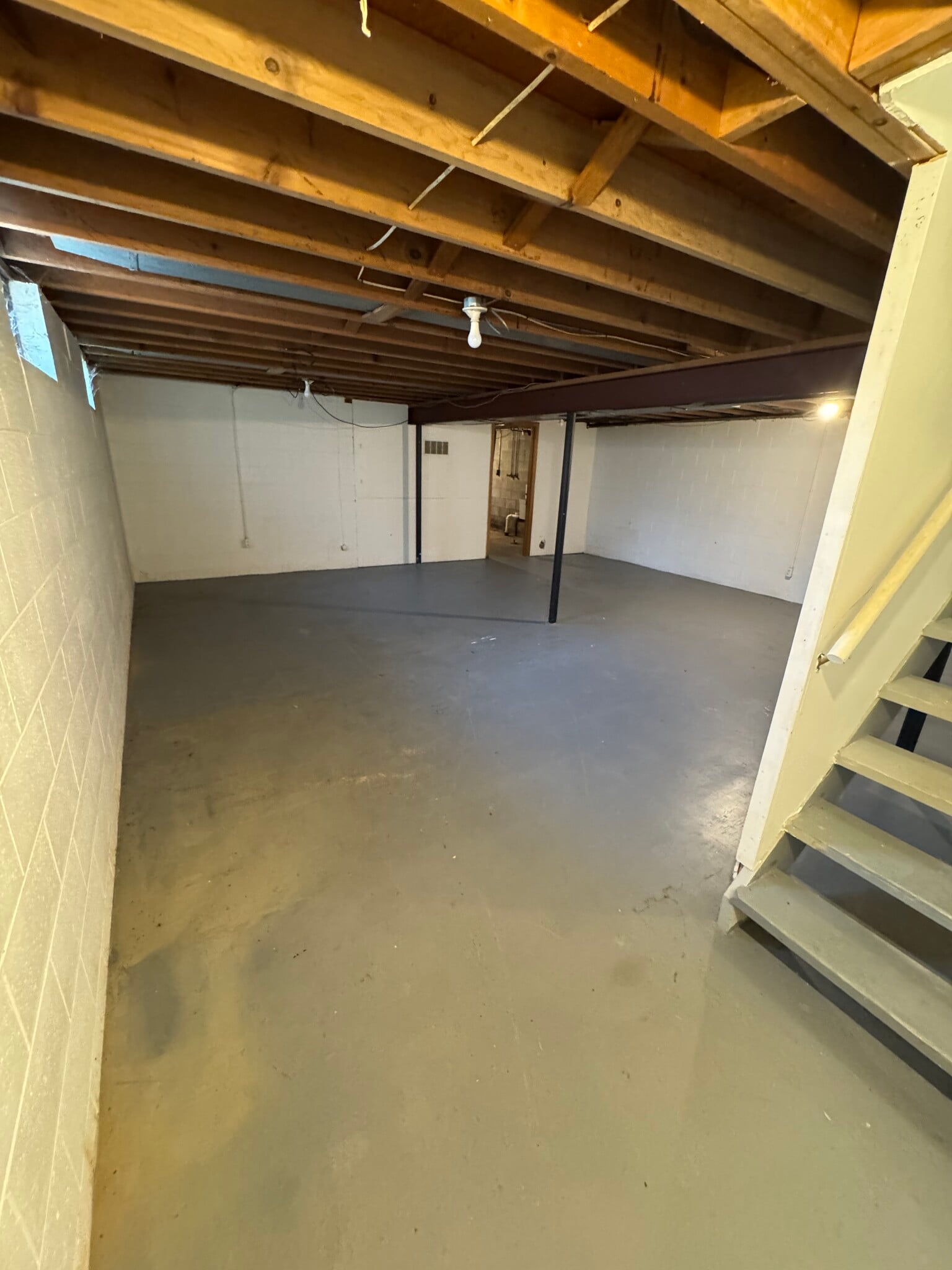 Basement - 1500 Woodside Dr