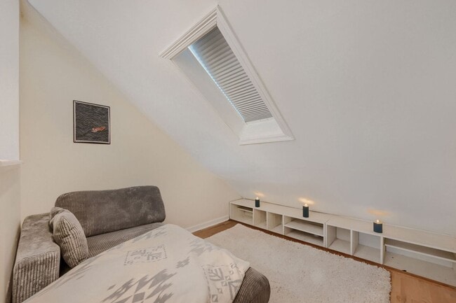 Building Photo - 3015 Edison Ct